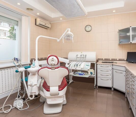 "Стоматология от А до Я" — лучшая столичная стоматология для всей семьи