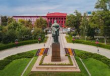 Парк Шевченка: мекка для туристів