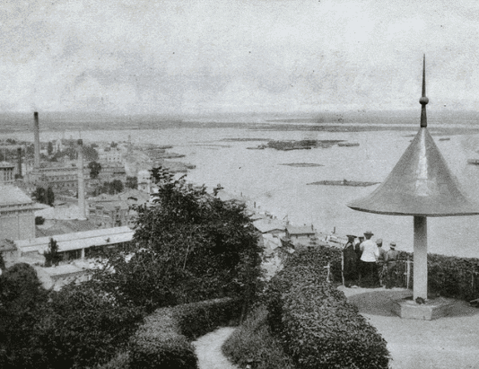 Як 100 років тому міська влада ввела в моду чоловічі та жіночі купальні в Києві