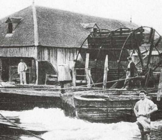 Плавучі млини в Києві, або Як робили борошно посеред Дніпра