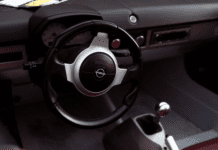 Как выгодно купить б/у запчасти на Opel?