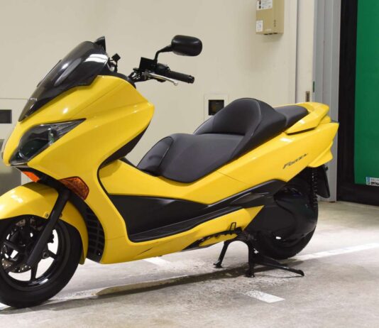 Що таке максі-скутер