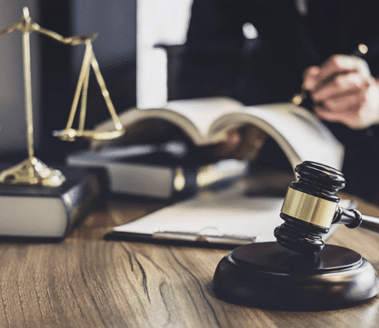 Юридичний захист за складних життєвих обставин