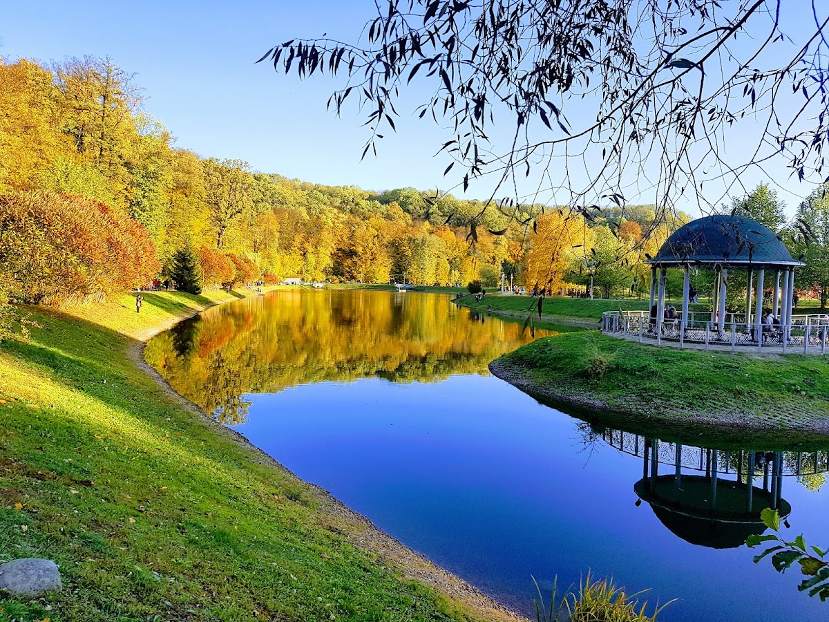 Парк Феофанія — Park